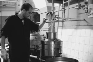 laboratorio filtraggio olio